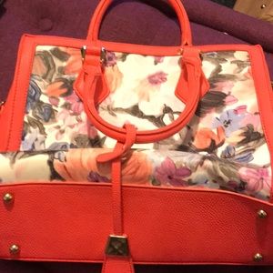 Charming Charlie satchel